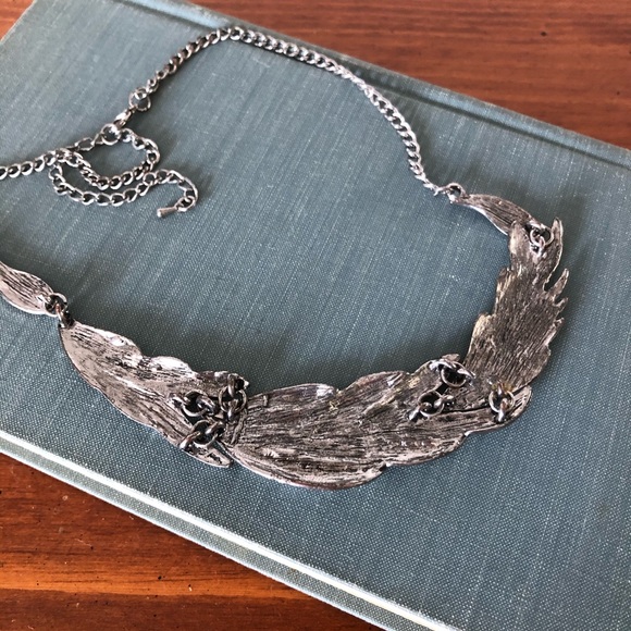 ✨2/$15-Boho Feather Necklace - Picture 5 of 8